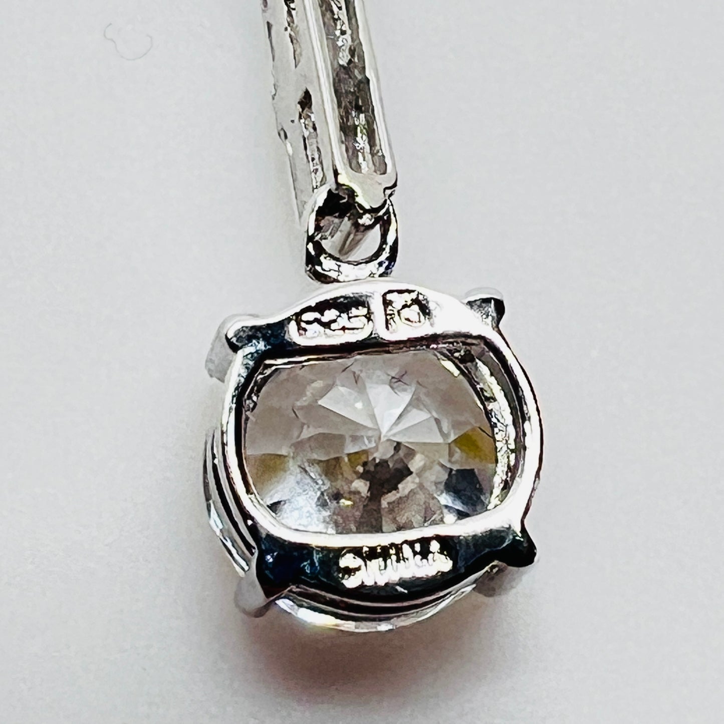 Vintage crystal drop earrings with Hollywood glam sparkle, 1 1/8 inches long