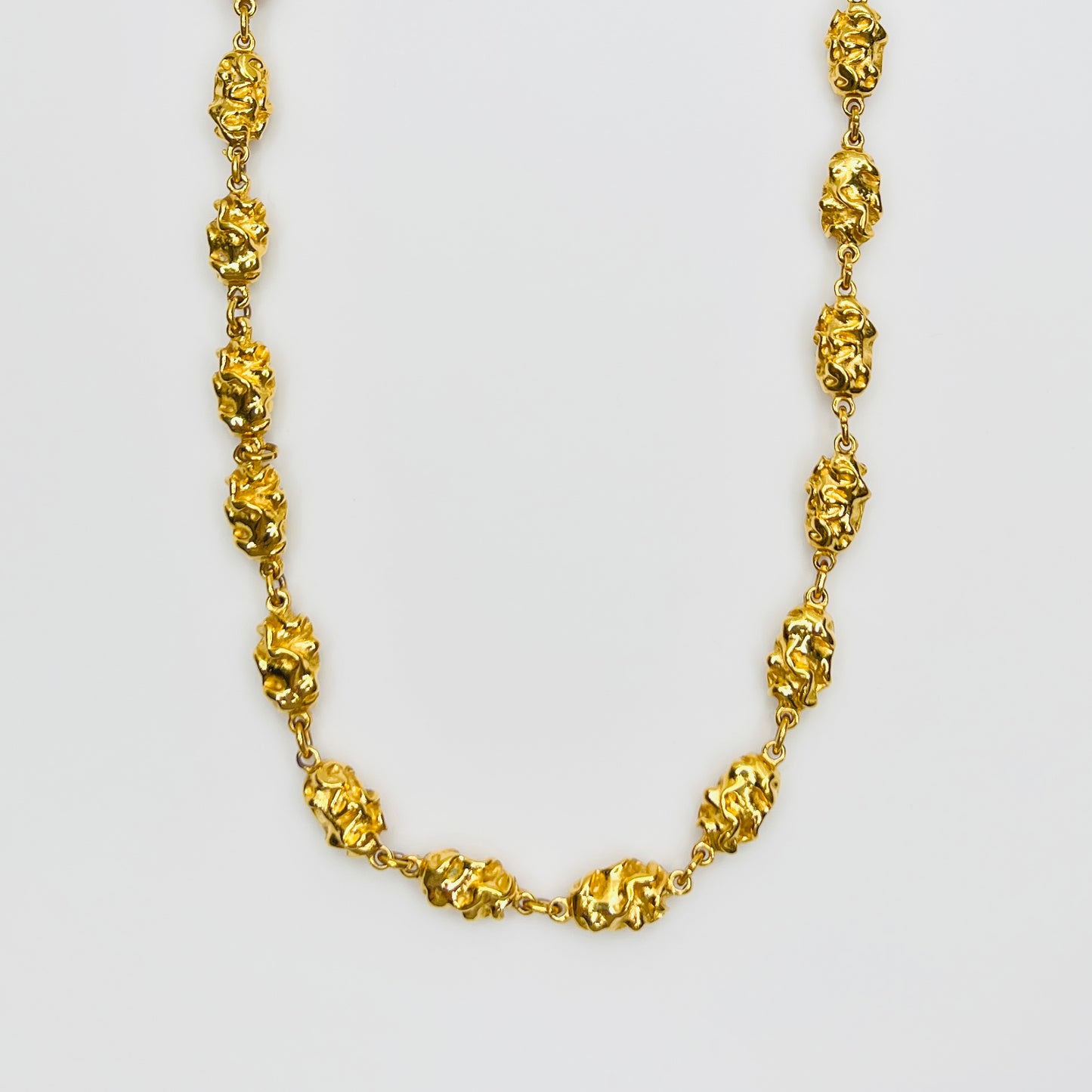 Trifari nugget chain necklace spring ring clasp detail gold tone