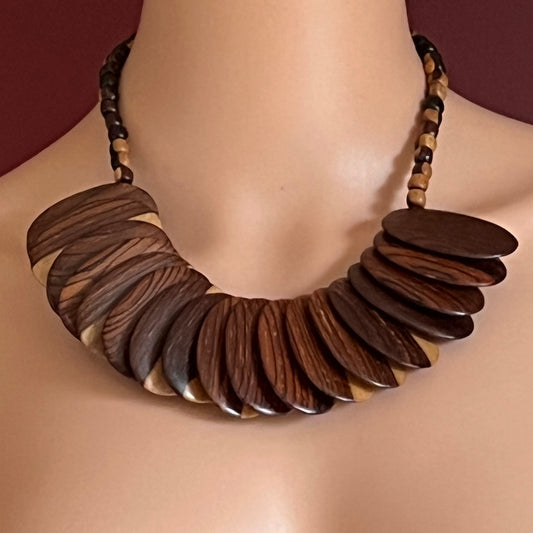 Two-tone wood statement necklace with oversized oval beads