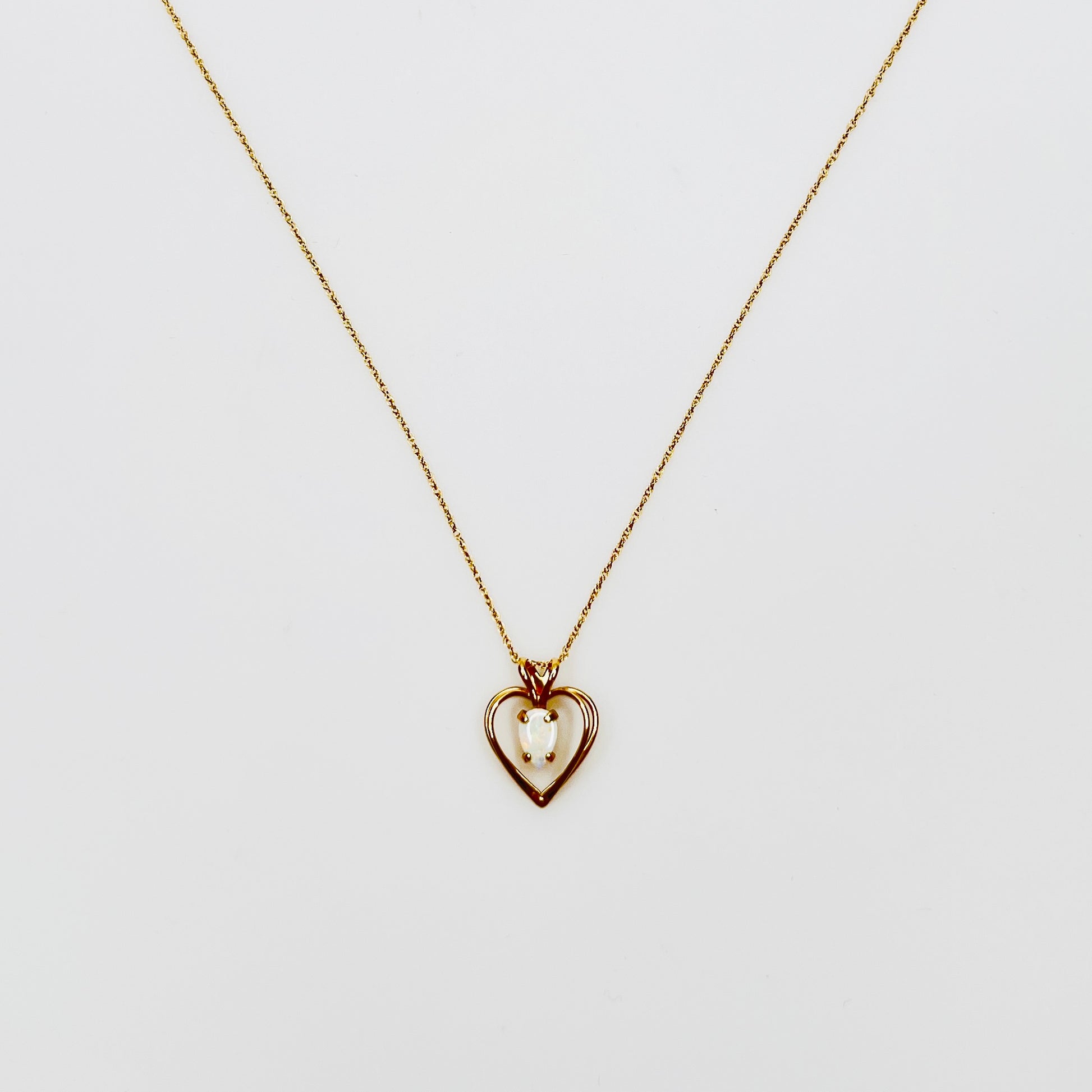 Vintage 14K gold opal heart pendant necklace delicate chain