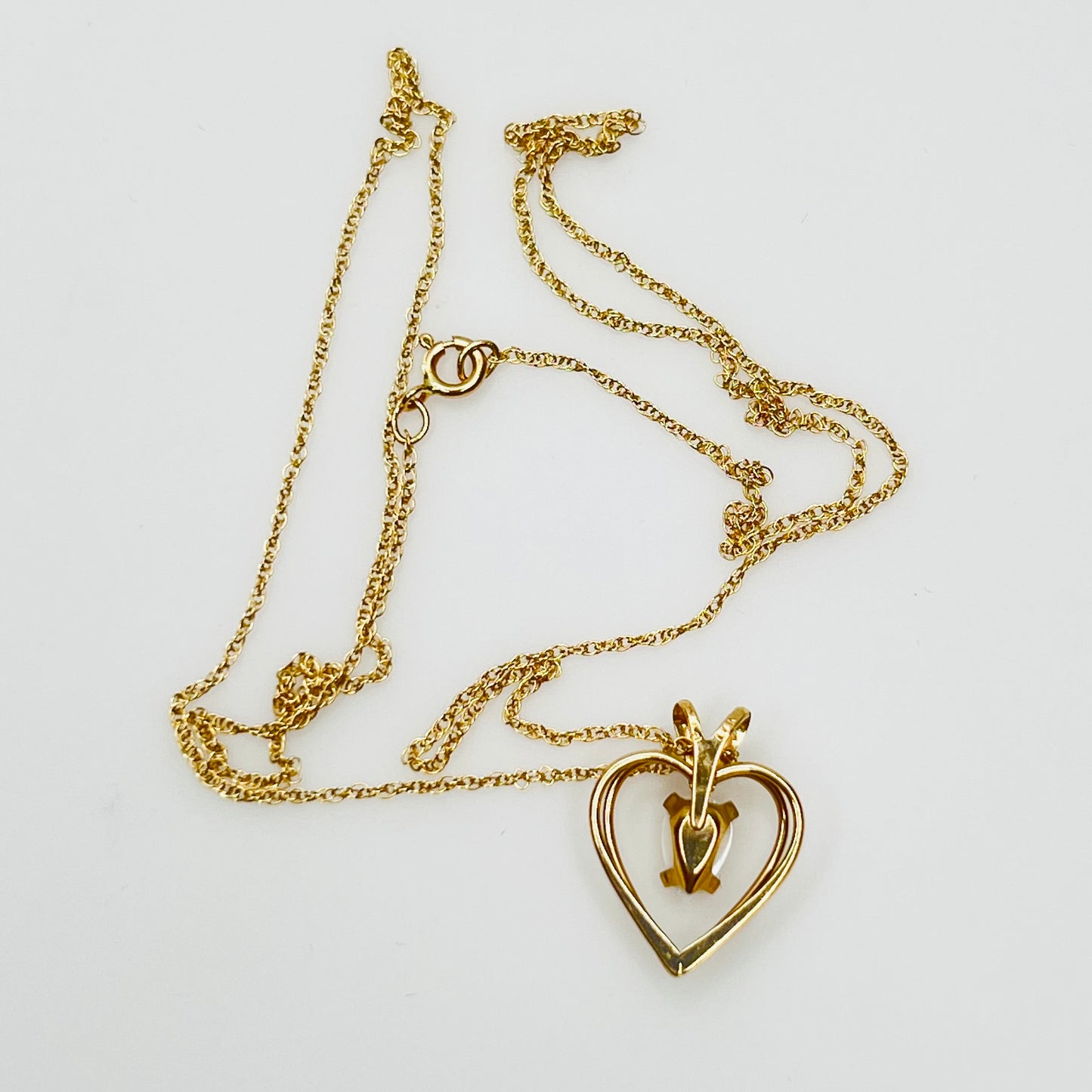 Vintage 14K gold opal heart pendant necklace delicate chain