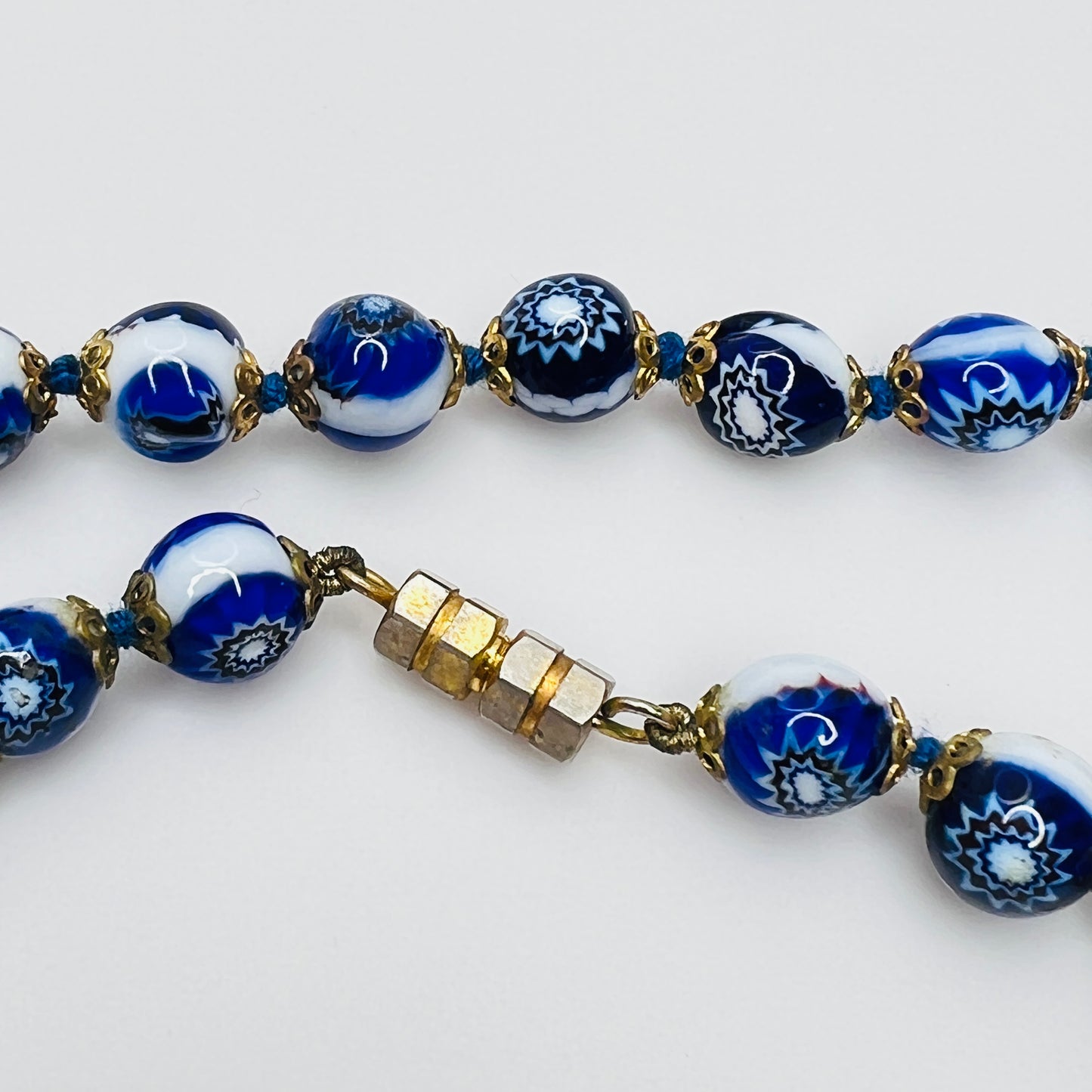 Vintage barrel clasp Murano glass necklace detail