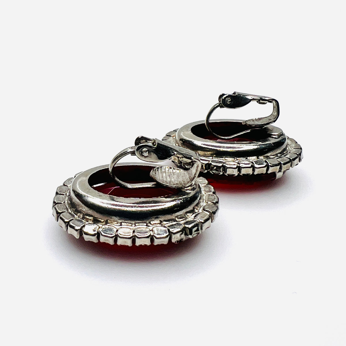 Red Crystal Clip-On Earrings – 1950s – Rhinestone Halo