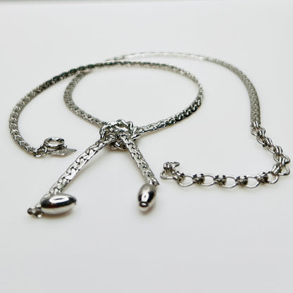 Full view of Sarah Coventry necklace with extender chain