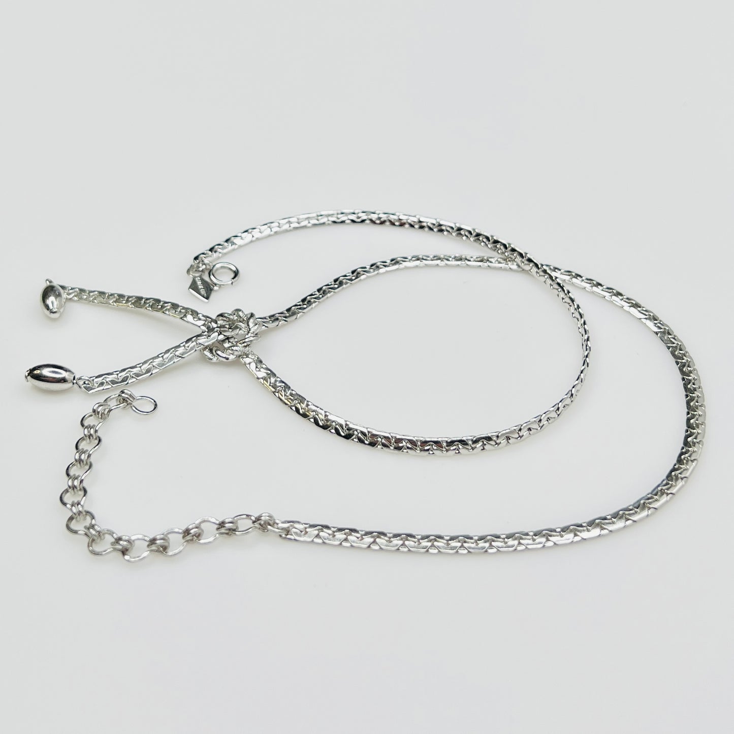 Full view of Sarah Coventry necklace with extender chain