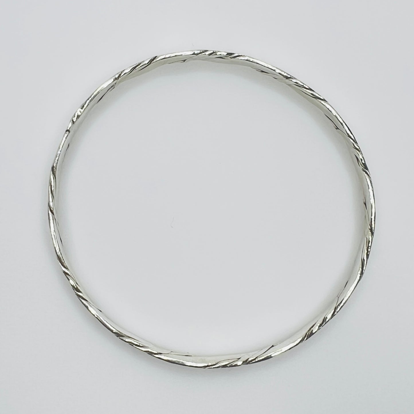 Vintage artisan sterling silver twisted bangle bracelet