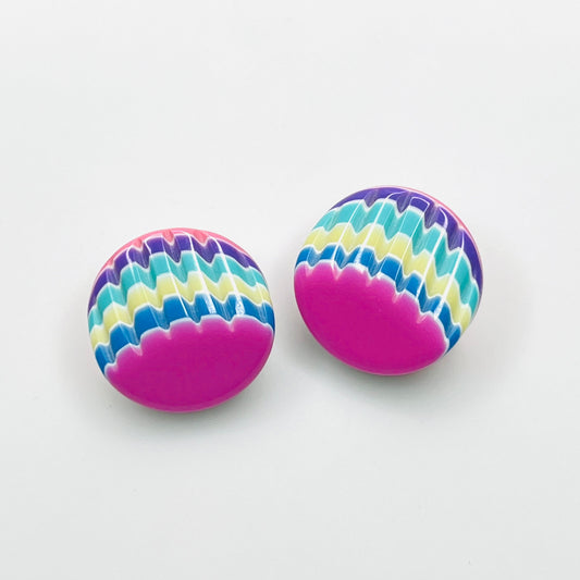 Vintage 1980s colorful resin stud earrings with neon pink and zigzag geometric pattern