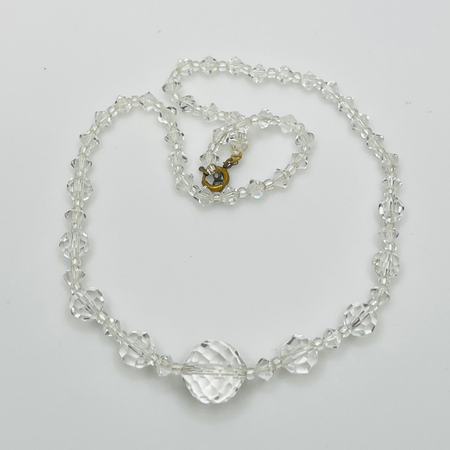 Vintage crystal graduated bead necklace with cut faceted beads