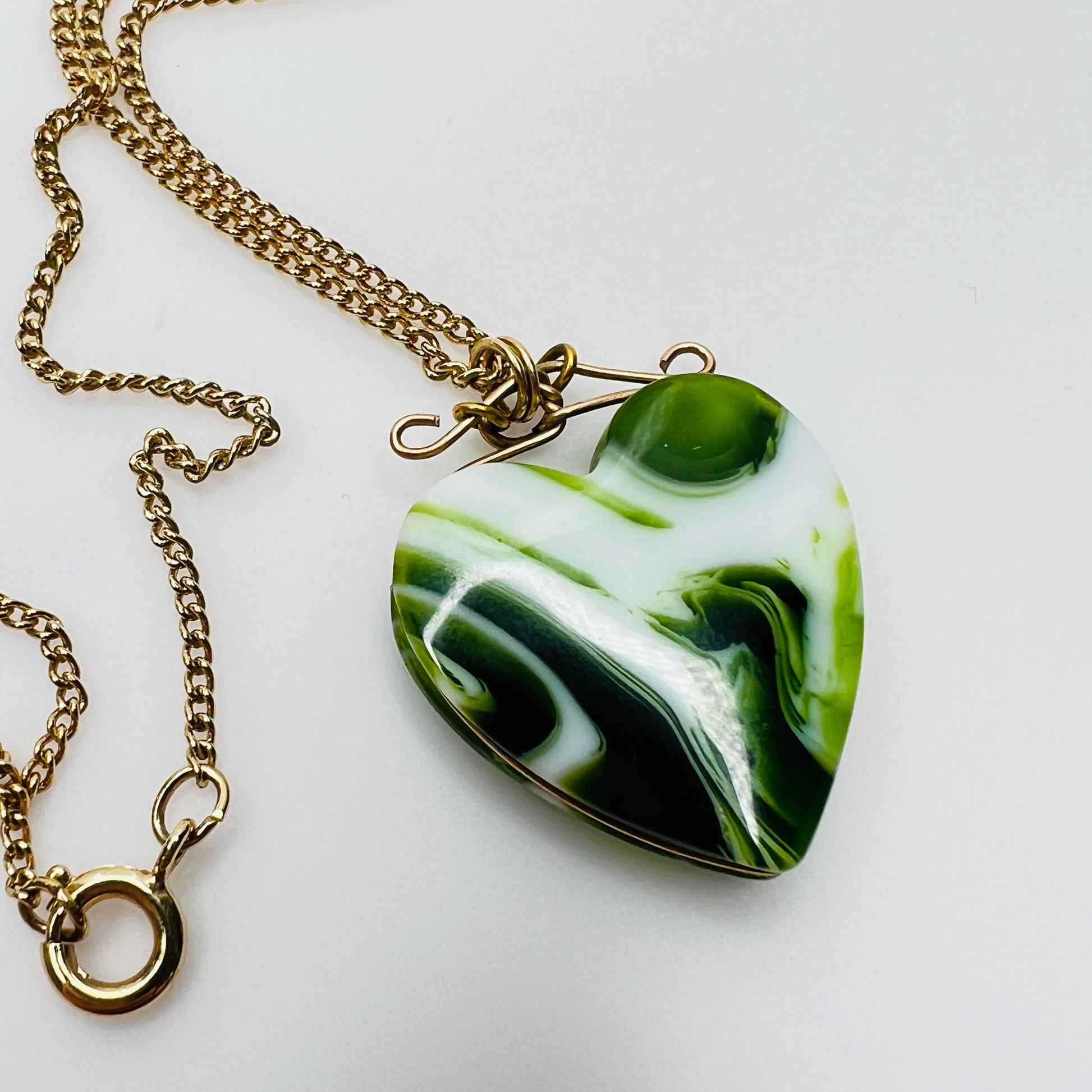 Vintage necklace set with marbled green glass heart pendant and signed Napier gold rope chain