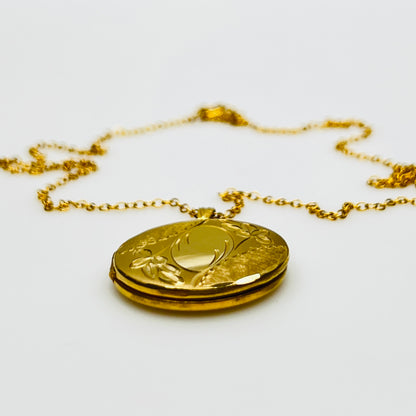 Vintage gold filled floral etched locket necklace round pendant