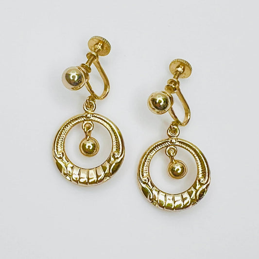 Vintage Marino gold tone screw back dangle earrings