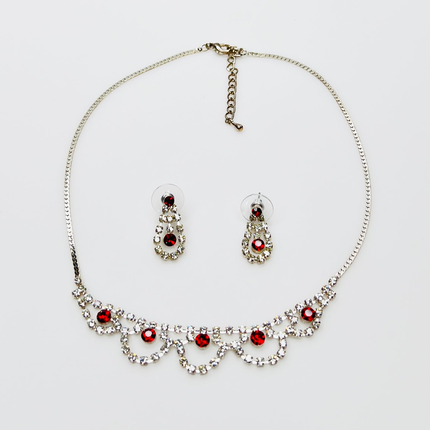 Vintage ruby red rhinestone necklace and earring set