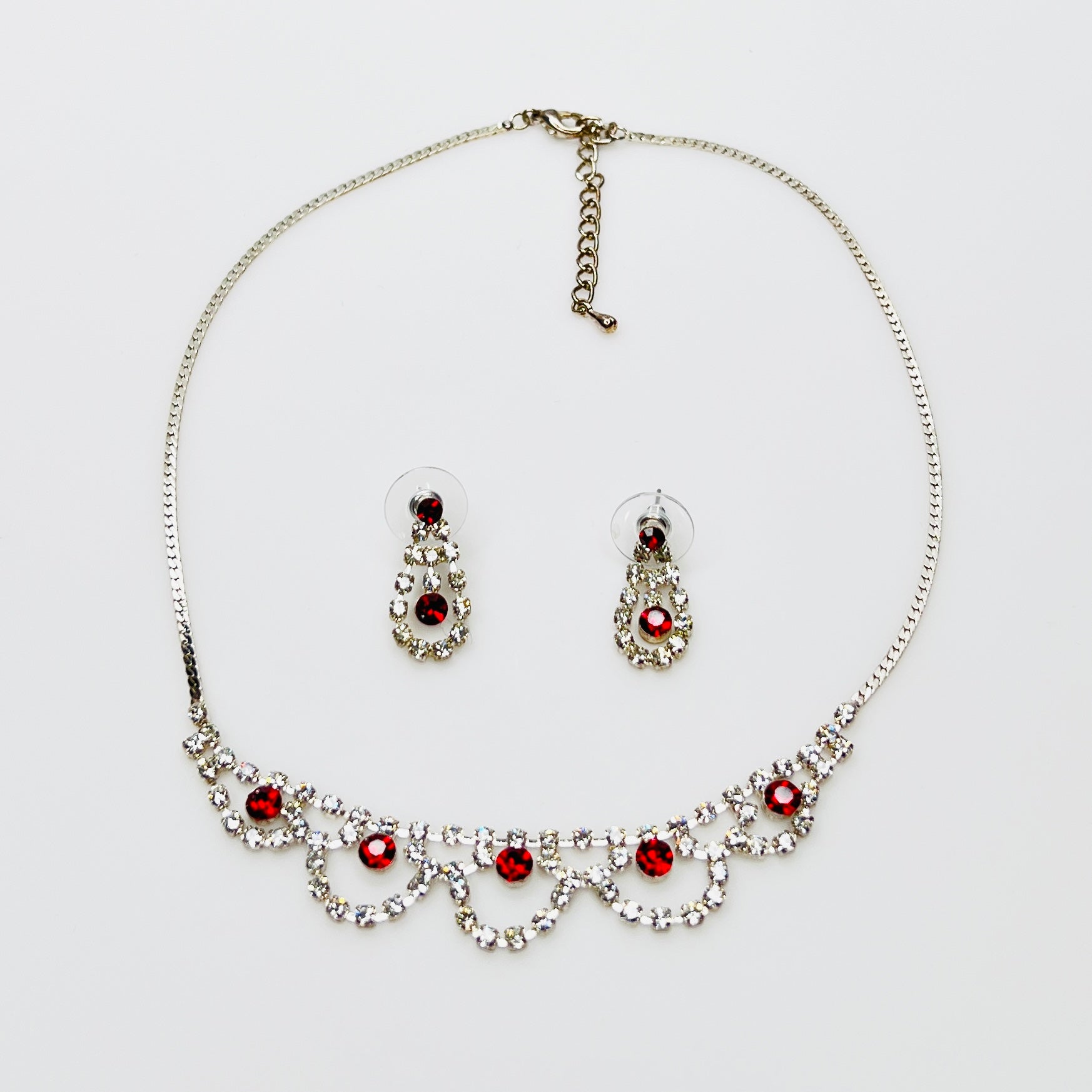 Vintage ruby red rhinestone necklace and earring set