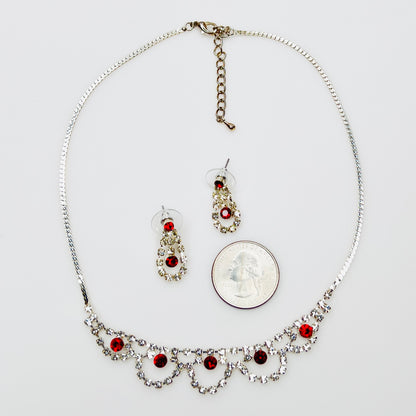 Scalloped rhinestone necklace set with red accents