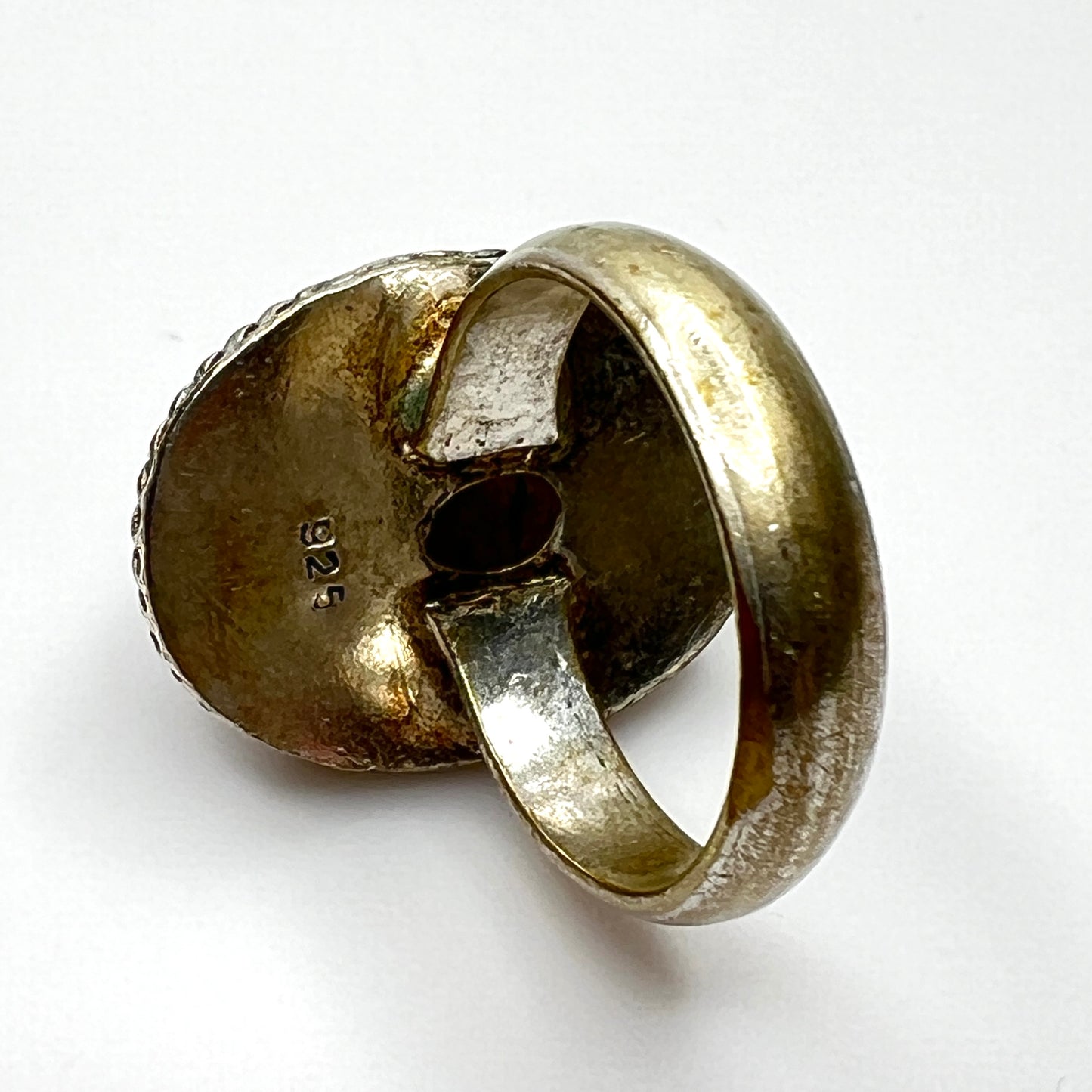 Back of vintage sterling silver labradorite ring stamped 925