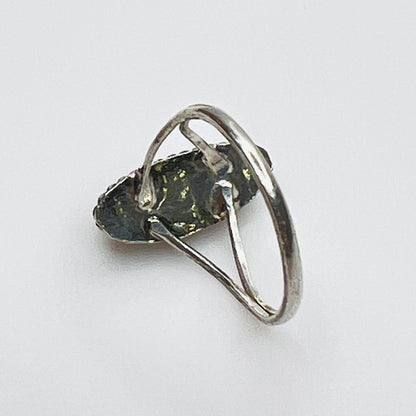 Underside view showing split shank band design
