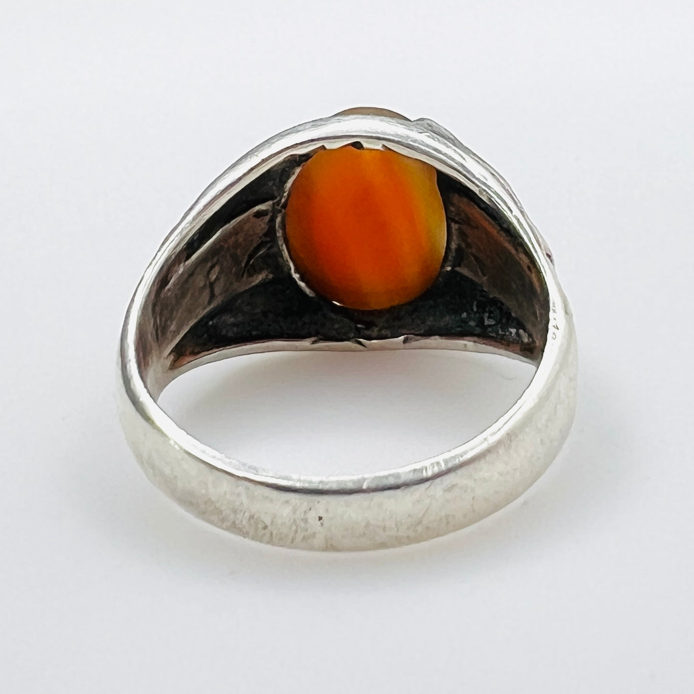 back view of vintage sterling silver Yemeni carnelian cabochon ring