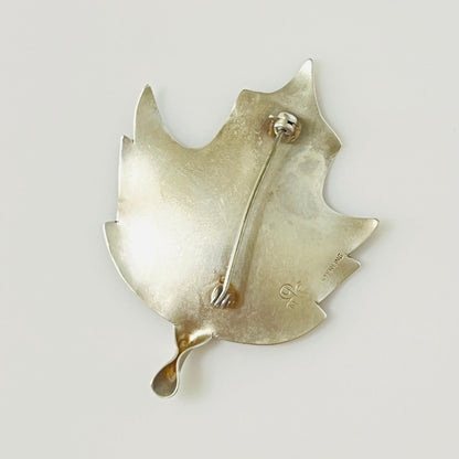 Reverse of Stuart Nye sterling silver maple leaf brooch with pin closure