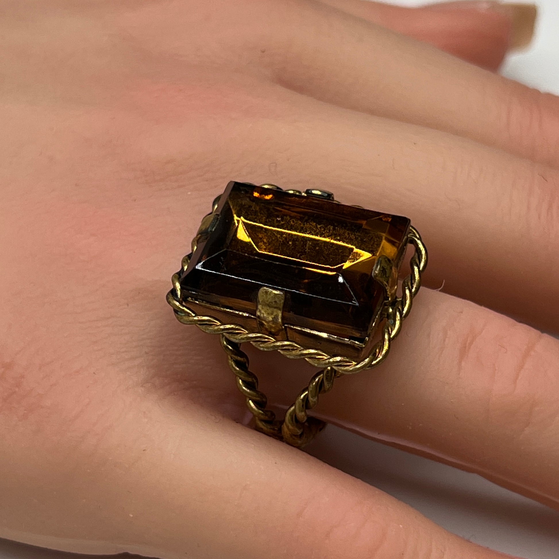 Vintage West Germany amber crystal statement ring with twisted rope frame